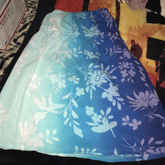 Blue flowery and yellow dress bundle 💕 - Picture 3 of 5